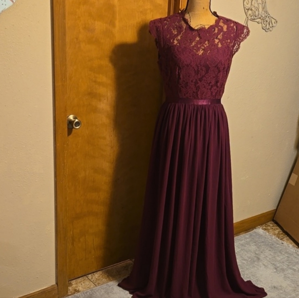 Miusol Women's Formal Floral Lace Evening/Party Maxi Dress Size L